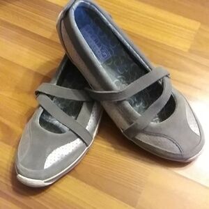 SPERRY TOP-SIDER SLIP ON  BALLET FLATS 8.5M